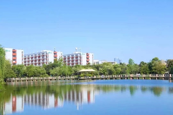 5cd4b1c7ac372986f999af7e5e1855c4[1]