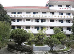 貴陽(yáng)三十一中(貴陽(yáng)市經(jīng)濟(jì)貿(mào)易中等專(zhuān)業(yè)學(xué)校)