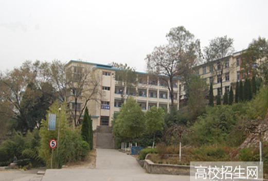 四川水利水電技師學(xué)院