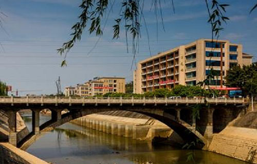 四川省綿陽(yáng)財(cái)經(jīng)學(xué)校