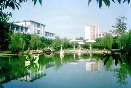 瀘州醫(yī)學院衛(wèi)生學校