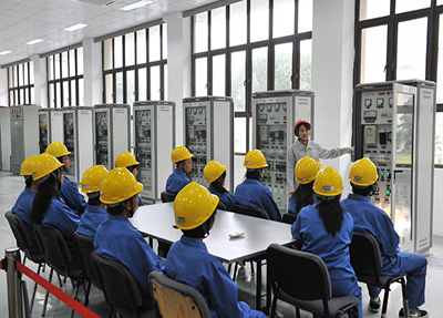 四川電力職業(yè)技術(shù)學(xué)院