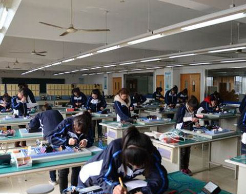 宜賓南亞電子職業(yè)技術(shù)學(xué)校