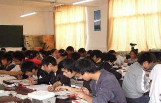 青川縣職業(yè)高級(jí)中學(xué)