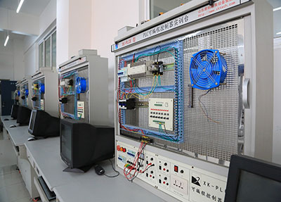 四川省德陽黃許職業(yè)中專學(xué)校