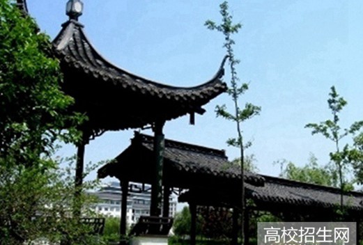 樂山旅游學(xué)校
