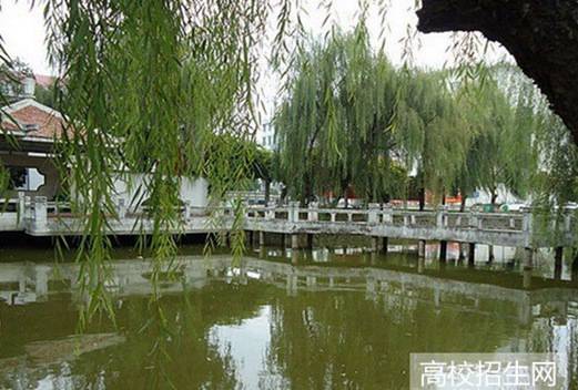 攀枝花衛(wèi)生學(xué)校