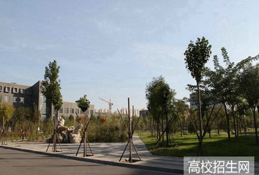 成都德圣中等職業(yè)學校