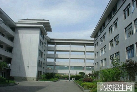 四川工業(yè)科技學院