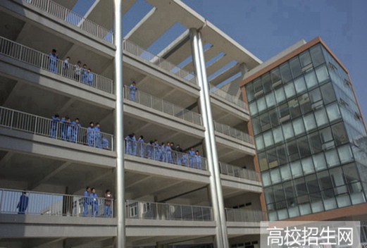 成都市技師學院