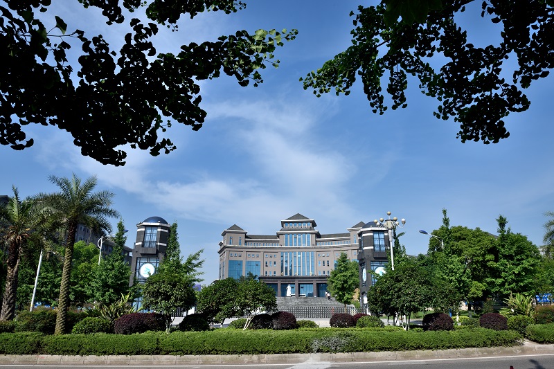 重慶市醫(yī)藥衛(wèi)生學(xué)校