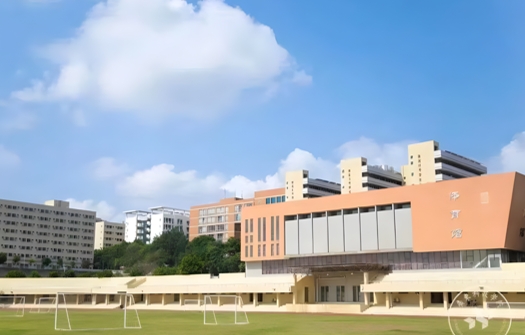 廣東科技學(xué)院操場(chǎng)